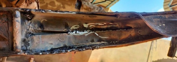 Capture 47.JPG (67.46 Kio) Vu 1083 fois 2 cornières à l'avant de la travers, coté extérieur