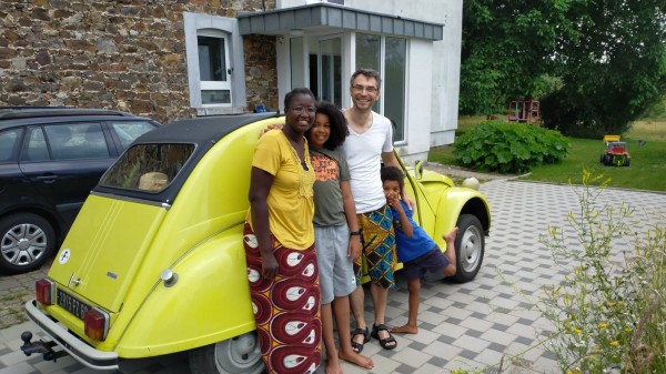 WhatsApp Image 2022-06-23 at 18.40.28.jpeg (273.16 Kio) Vu 3714 fois Franck et Ami et leurs 2 enfants