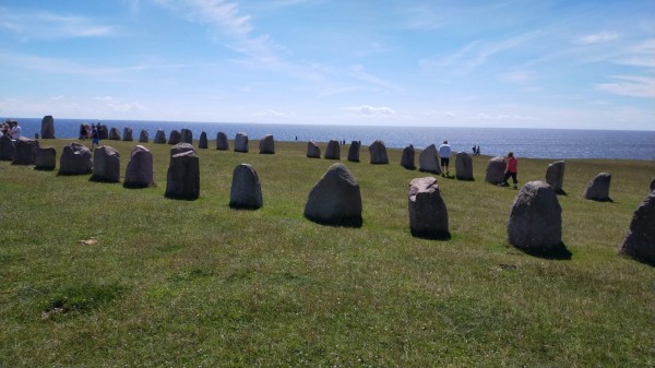 Tombe d'un chef viking en forme de bateau