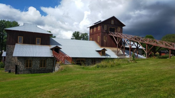 WhatsApp Image 2022-07-14 at 14.20.49.jpeg (247.77 Kio) Vu 699 fois toujours l'extérieur du haut fourneau.