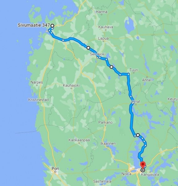 Après la visite du musé et un repas pris ensemble, avec Lasse et Jaana, nous avons pris la route de Tampere, ou il m'accueil pour la nuit. nous avons pris des petites routes magnifique au milieux de lacs. Tampere est a mis chemin de Helsinki, qui est ma destination pour demain soir.