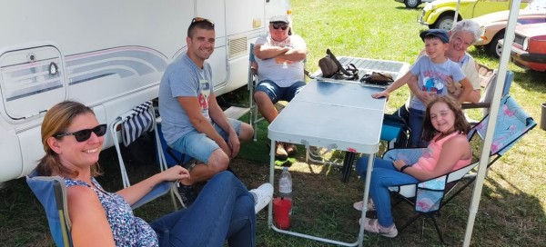 Capture 108.JPG (171.29 Kio) Vu 1140 fois La famille de Clément au grand complet