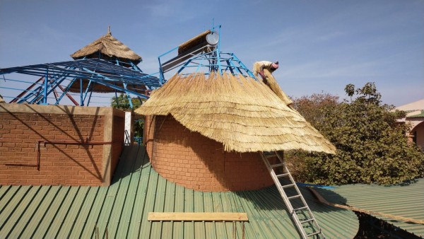 WhatsApp Image 2023-02-02 at 11.03.38.jpeg (325.15 Kio) Vu 2253 fois ce matin, mise en place de la couverture de la deuxième case.