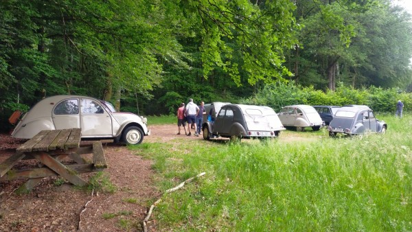 WhatsApp Image 2023-06-10 à 11.26.14.jpg (483.11 Kio) Vu 5488 fois Passage par le Maquis Bernard, haut lieu de la résistance.