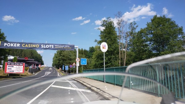 aujourd'hui, arrivée en République Tchèque