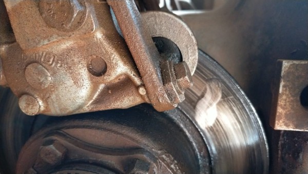 WhatsApp Image 2023-11-16 à 10.06.49_775a2b8e.jpg (260.44 Kio) Vu 3599 fois ce soir, la 2CV est sur roue, lavée, prête pour de de nouvelles aventures