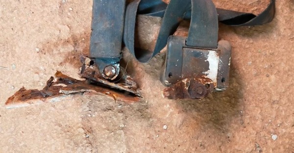 Capture 66.JPG (96.79 Kio) Vu 8604 fois galère pour sortir les ceintures.