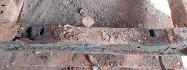 La traverse est bien entamée. Il faudra probablement la remplacer