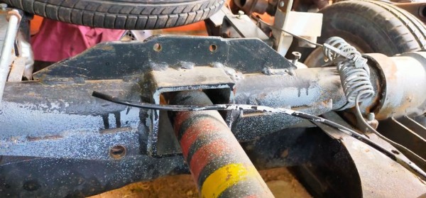 Capture 90.JPG (127.69 Kio) Vu 3720 fois Voici le renfort qu'il a fait sur la sienne: