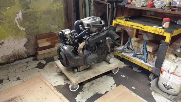 WhatsApp Image 2024-02-16 à 17.10.14_fa73263c.jpg (239.94 Kio) Vu 6197 fois L'ensemble moteur boîte est déposé