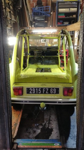 WhatsApp Image 2024-04-12 à 16.53.28_11225111.jpg (155.1 Kio) Vu 10060 fois caisse sur le châssis