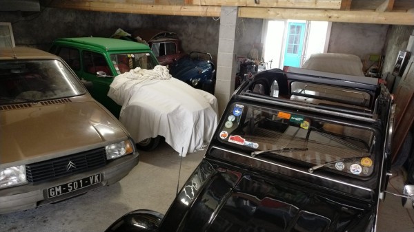 WhatsApp Image 2024-06-12 à 12.26.06_f2481a22.jpg (191.49 Kio) Vu 3001 fois il m'a fait de la place dans son garage magnifique.