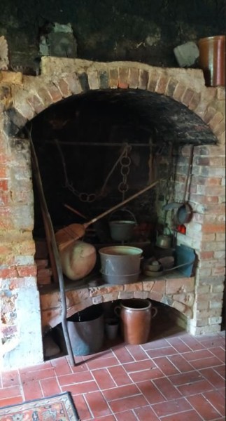 Capture 125.JPG (59.86 Kio) Vu 1430 fois Elle n'est actuellement pas utilisé, et l'aménagement est resté tel quel depuis environ 50 ans.