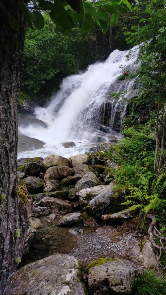 Et aussi une super cascade qui va me bercer toute la nuit.