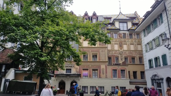 WhatsApp Image 2024-08-26 à 12.01.25_a52e0181.jpg (318.08 Kio) Vu 2141 fois Hôtel des balances