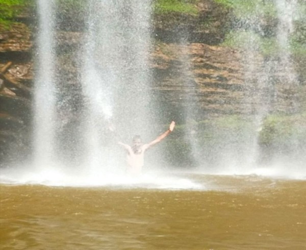 Capture 112.JPG (89.82 Kio) Vu 2384 fois douche un peu violente, mais bien rafraichissante