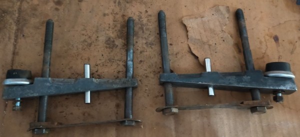 Capture 207.JPG (110.42 Kio) Vu 2814 fois voilà les pièces, après avoir percé les calles, et tout nettoyé.