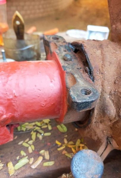 Capture 208.JPG (67.71 Kio) Vu 2814 fois reste à sortir les goupilles courtes, avec un chasse goupille