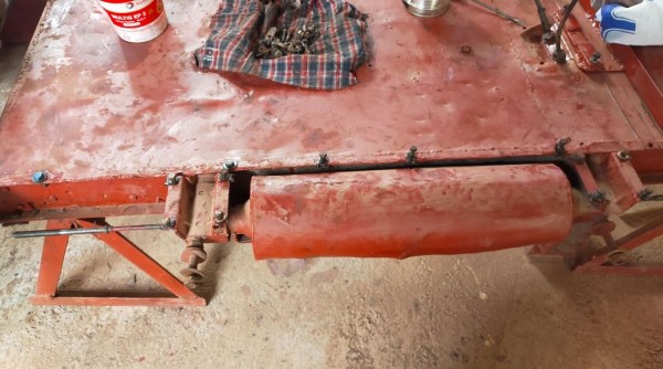 Capture 304.JPG (130.24 Kio) Vu 1587 fois le cadre qui va supporter la partie fourgon de l'acadiane est terminé.