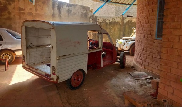 Capture 320.JPG (111.08 Kio) Vu 1816 fois ce qui lui a permis de se dégourdir les cardans sur quelque mètre, afin de balayer la zone qui lui servira de repère pour l'hivernage.