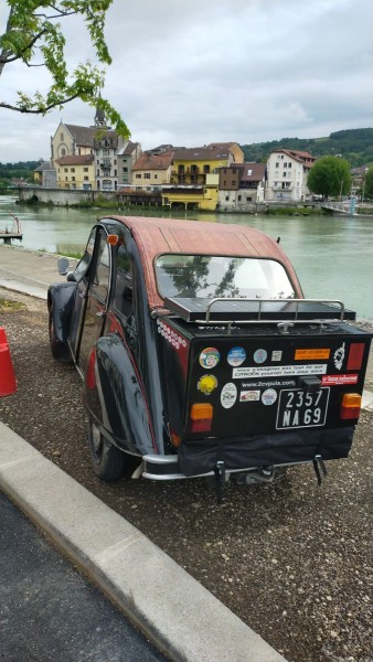 Sur les bords du Rhône à Seyssel