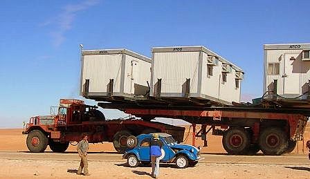 rencontre-en-plein-desert.jpg